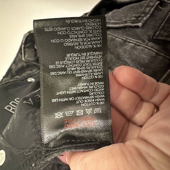 BDG Urban Outfitters Mom High Waisted Tapered Jeans 27 x 32 Black Y2K Trendy NEW - Picture 8 of 9